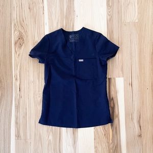Figs Catarina One Pocket Scrub Top, Navy